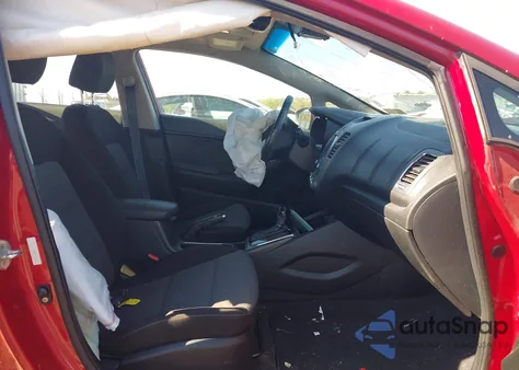 2018 Kia Forte S z USA, uszkodzony, nr VIN 3KPFL4A75JE194988